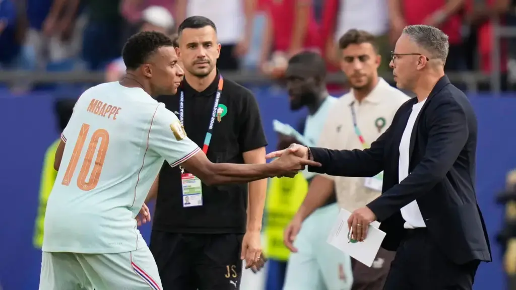 Erling Haaland defends Kylian Mbappé after penalty miss vs. Morocco - espn.in