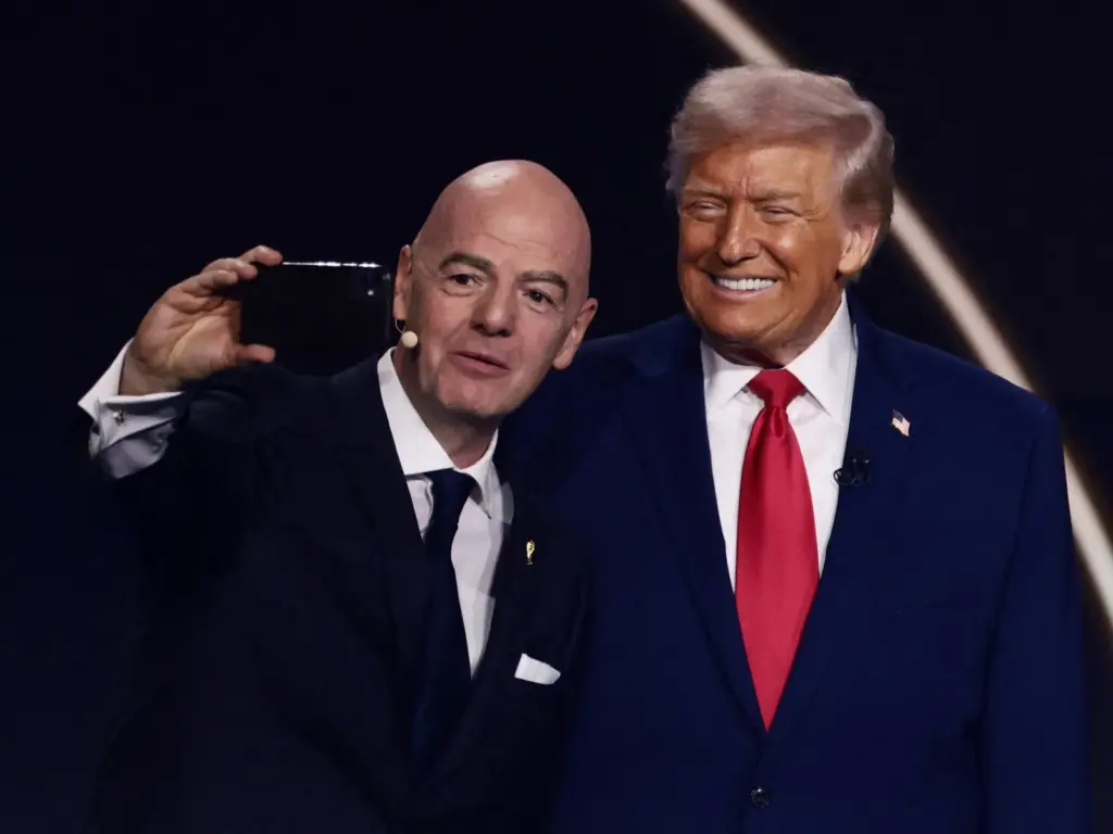 Trumpiana: Red card vs Trump card!